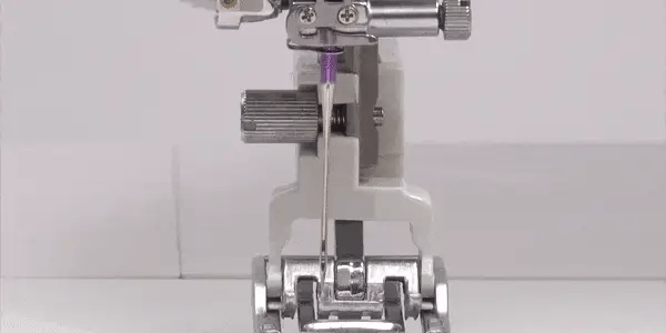Janome Skyline S9