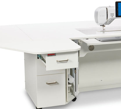 Bernina Luxe Plus Sewing Suite by Horn