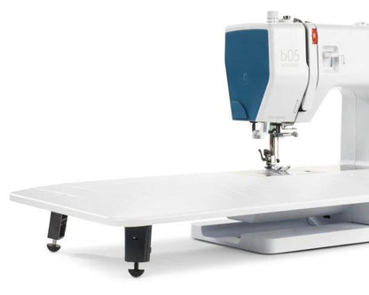 Bernette 05 Academy Sewing Machine