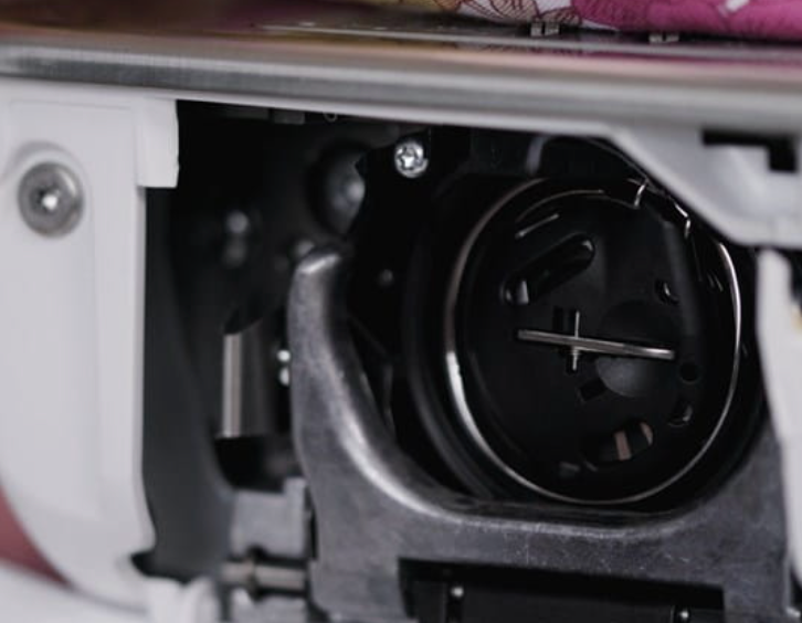 Bernina B475 QE