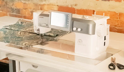 Horn 9100 Sewing Cabinet