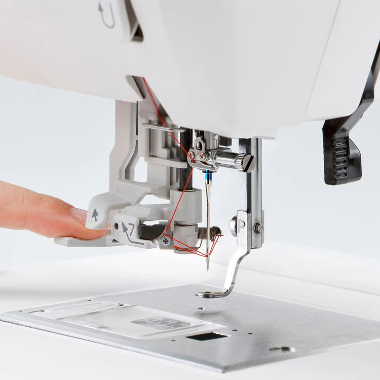 Janome Memory Craft 100E