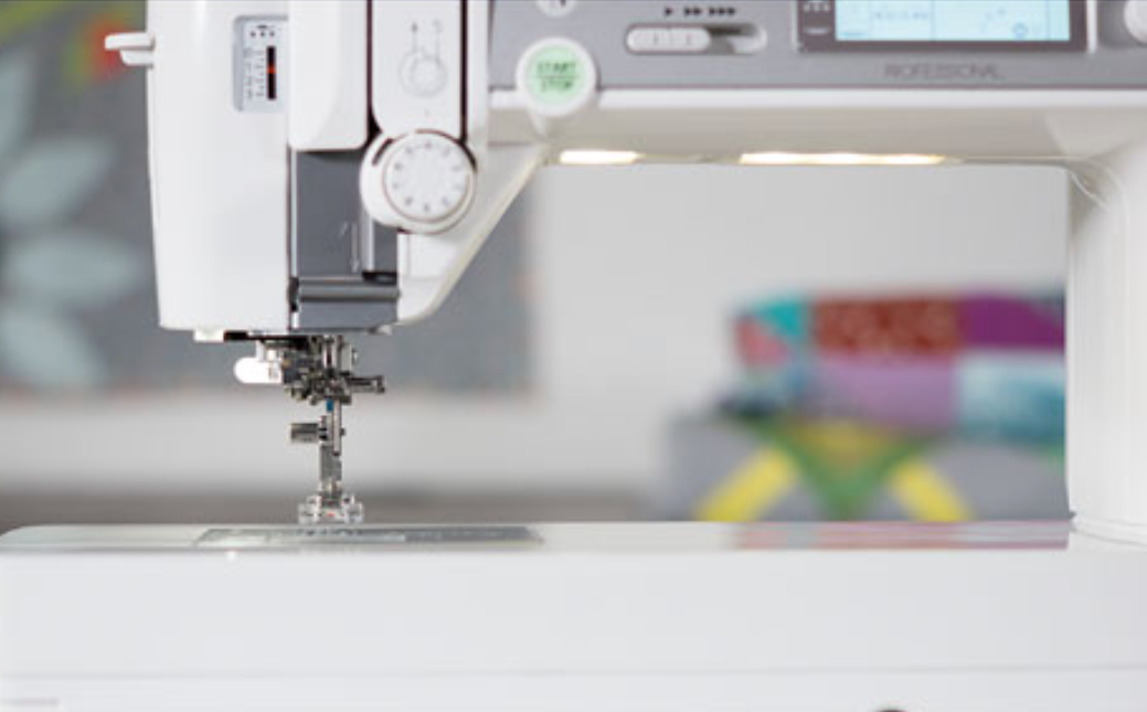 Janome Memory Craft 6700P