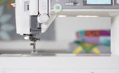 Janome Memory Craft 6700P