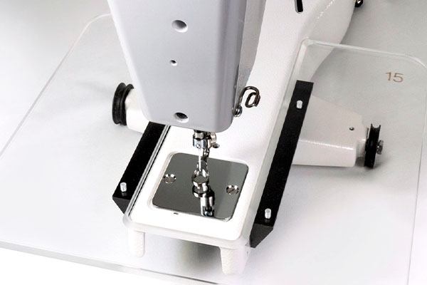 Janome Quilt Maker 15