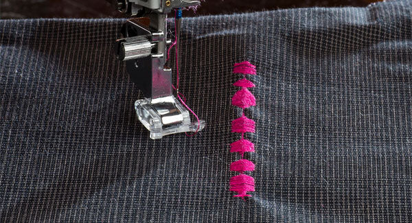 Janome Skyline S9