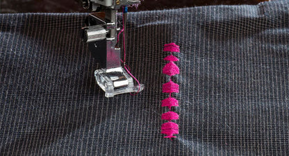 Janome Skyline S9