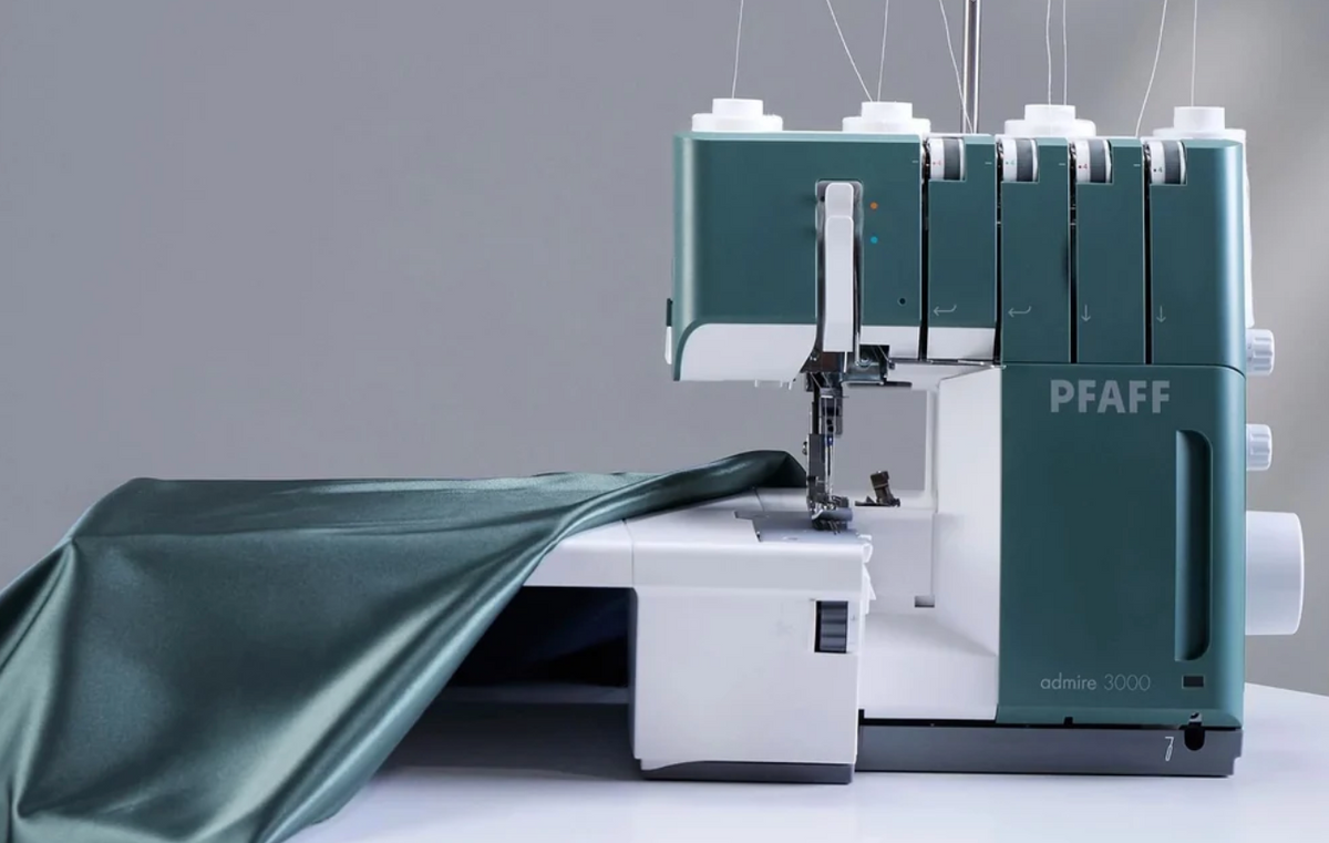 Pfaff Admire™ 3000