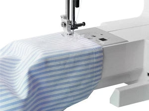 Pfaff Expression™ 715